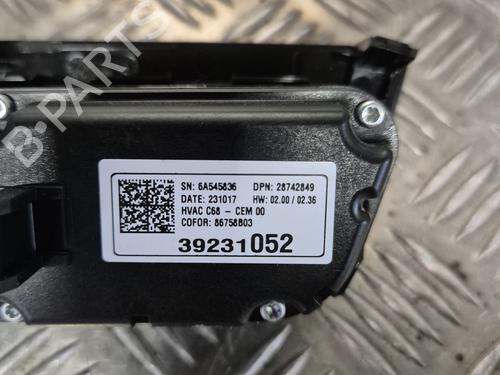 climate-control-opel-corsa-f-p2jo-2019-27863567 main image