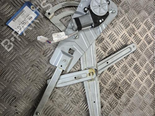 Used Front right window mechanism Front right window mechanism RENAULT TWINGO I (C06_) 1.2 (C066, C068) (58 hp) 40031959 40031959