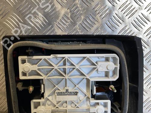 Used Left taillight Left taillight 22094003 22094003