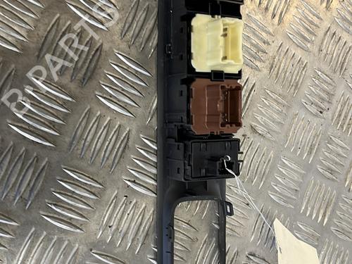 Left front window switch RENAULT CAPTUR I (J5_, H5_) 1.2 TCe 120 | BP26576519I27 - Image 3