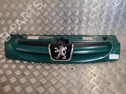 Used Grille PEUGEOT PARTNER Box Body/MPV (5_, G_) 1.9 D (69 hp) 28374615