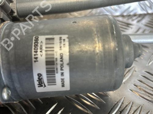 Used Front wiper motor Front wiper motor RENAULT MASTER III Platform/Chassis (EV, HV, UV) 2.3 dCi 130 RWD (HV01, HV10, HV11, HV12, UV01, UV10,... (130 hp) 22096593 22096593