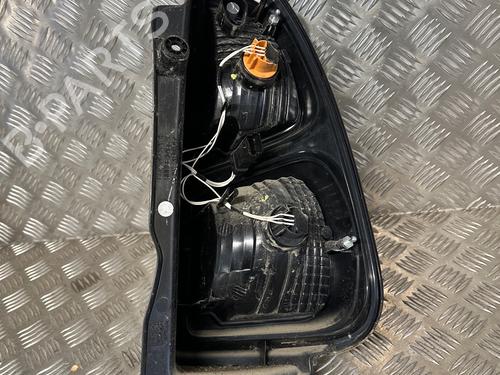 left-taillight-citroen-c3-picasso-sh_-2008-31669139 main image