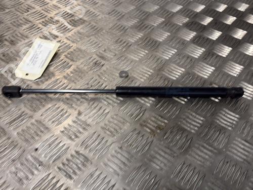 Gasfjeder motorhjelm VW TRANSPORTER T6 Van (SGA, SGH, SHA, SHH) 2.0 TDI (110 hp) 31630695