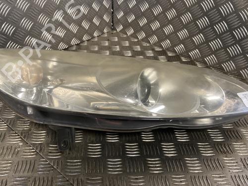 Used Right headlight PEUGEOT 407 SW (6E_, 6D_) 2.0 HDi (140 hp) 32372872