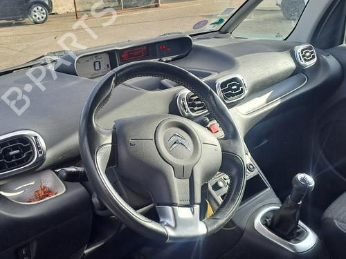 Right headlight CITROËN C3 Picasso (SH_) 1.2 THP 110 (SHHNZ6) | BP31669143C29 - Image 8