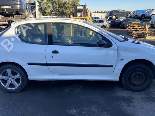 Front bumper reinforcement PEUGEOT 206 Hatchback (2A/C) 1.4 HDi eco 70 | BP20346894C109 