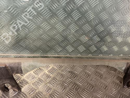 front-right-door-window-maserati-levante-suv-m161-2016-31880349 main image