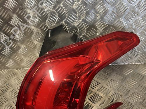 piloto-trasero-derecho-peugeot-2008-i-cu_-2013-31705605 main image