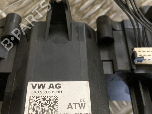 switch-vw-touran-1t3-2010-2011-2012-2013-2014-2015-2016-32436410 main image