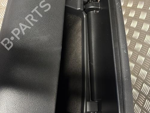 Armrest / Center console MASERATI LEVANTE SUV (M161) 3.0 D Q4 | BP31880357I20  - Image 10