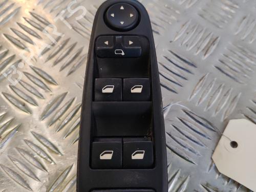 Used Left front window switch Left front window switch CITROËN C4 Picasso I MPV (UD_) 1.6 HDi (109 hp) 26236799 26236799