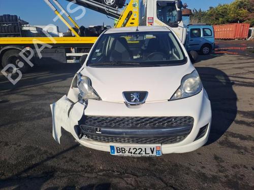 Left taillight PEUGEOT 107 (PM_, PN_) 1.0 | BP20344909C34 