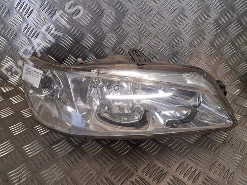 Used Right headlight PEUGEOT 306 Hatchback (7A, 7C, N3, N5) 2.0 HDI 90 (90 hp) 28526214