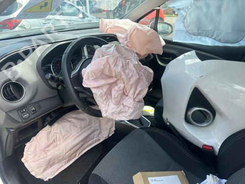Used Parts TOYOTA YARIS (_P13_) 1.5 Hybrid (NHP130_, NHP130) 5006040