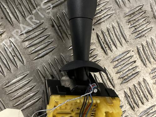 steering-column-stalk-renault-captur-i-j5_-h5_-2013-33455323 main image