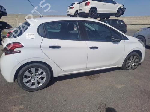 Starter PEUGEOT 208 I (CA_, CC_) 1.6 HDi / BlueHDi 75 | BP20343260M8 