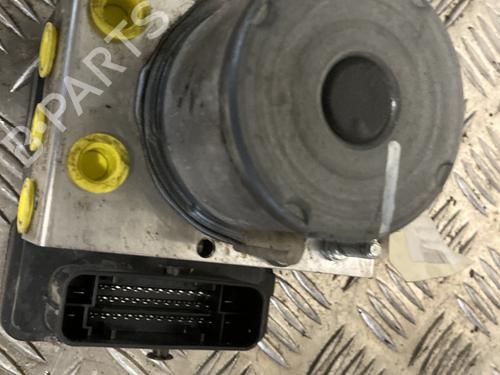 abs-pump-renault-master-iii-van-fv-2010-33968326 main image