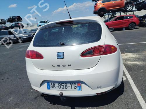 Left headlight SEAT LEON (1P1) 2.0 TDI 16V | BP38055364C28 - Image 6