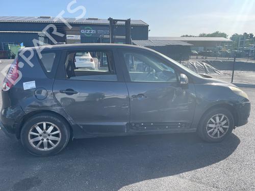 Used Parts RENAULT SCÉNIC III (JZ0/1_)  1.9 dCi (JZ0J, JZ1J, JZ1K, JZ1S)  4616914