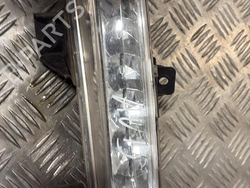 Right daytime light RENAULT MEGANE III Hatchback (BZ0/1_, B3_) 1.9 dCi (BZ0N, BZ0J) | BP31052052C103