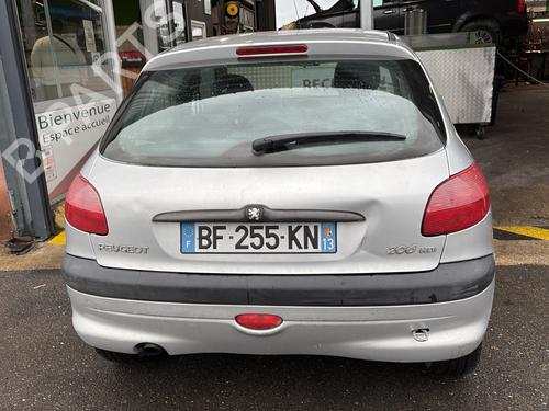 Left taillight PEUGEOT 206 Hatchback (2A/C) 2.0 HDI 90 | BP31945223C34 