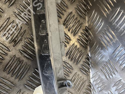 Used Left daytime light Left daytime light CITROËN C1 II (PA_, PS_) 1.0 VTi 72 (72 hp) 33017402 33017402