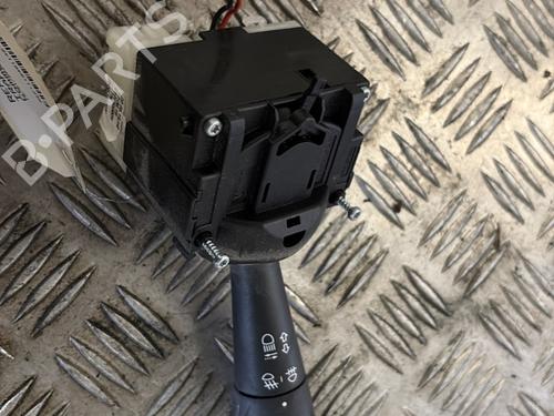 switch-renault-trafic-iii-van-fg_-2014-31707652 main image