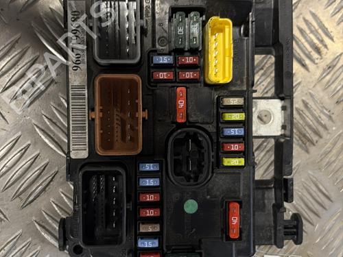 Used Fuse box CITROËN C3 Picasso (SH_) 1.4 VTi 95 (SH8FSC, SH8FP0, SH8FP6) (95 hp) 29748407