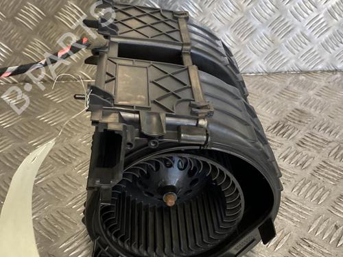 Used Heater blower motor RENAULT SCÉNIC III (JZ0/1_) 1.6 dCi (JZ00, JZ12) (130 hp) 22095491