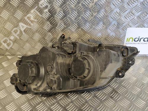 Højre forlygte KIA SORENTO I (JC) 2.5 CRDi 4WD (140 hp) 29961038