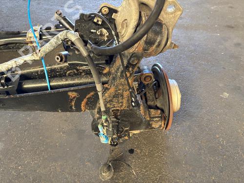 rear-axle-renault-megane-iv-hatchback-b9amn_-2015-39395528 main image