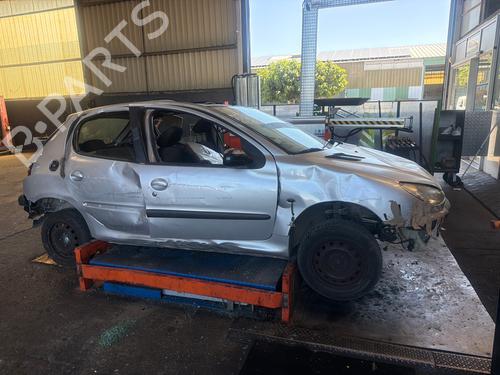 Used Parts PEUGEOT 206 Hatchback (2A/C) 1.4 HDi eco 70 4865977