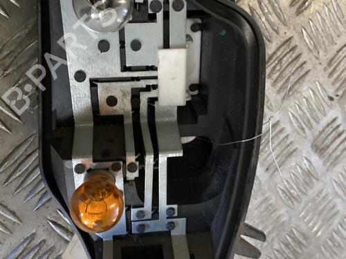 lamp-holder-citroen-c3-ii-sc_-2009-33171469 main image