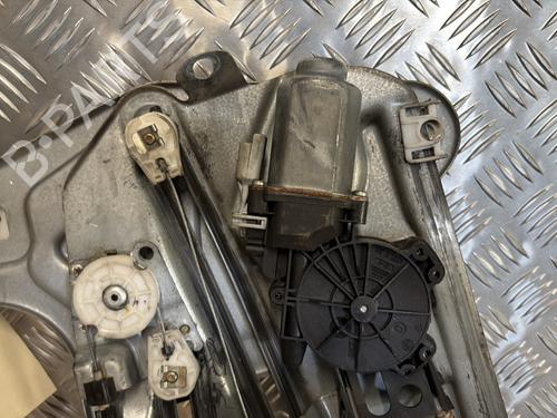 Rear right window mechanism PEUGEOT 307 CC (3B) 2.0 16V | BP28190527C25 