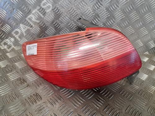 Venstre baglygte PEUGEOT 206 Hatchback (2A/C) 1.4 i (75 hp) 29281657