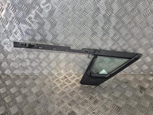 front-left-quarter-glass-renault-clio-v-b7_-2019-36106006 main image