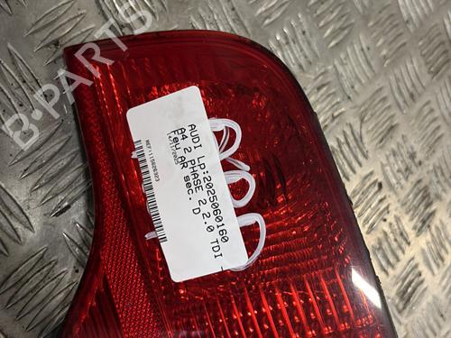Højre baglygte bagklap AUDI A4 B7 (8EC) 2.0 TDI 16V (140 hp) 30361628