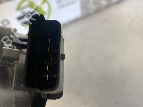 Used Front wiper motor RENAULT KANGOO / GRAND KANGOO II (KW0/1_) 1.5 dCi 85 (KW0K, KW0L, KW0B) (86 hp) 31117368