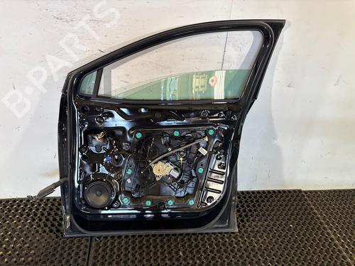 dr-hjre-fortil-vw-id4-e21-2020-32527367 main image