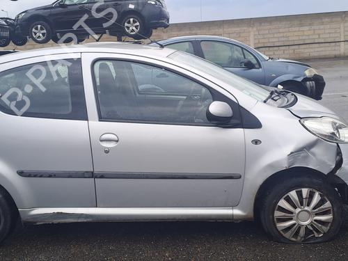Used Parts PEUGEOT 107 (PM_, PN_) 1.0 4771175