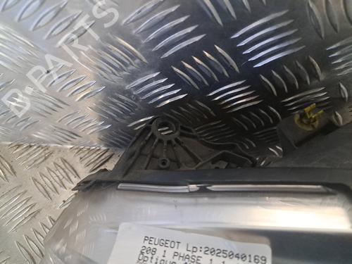 Left headlight PEUGEOT 208 I (CA_, CC_) 1.4 HDi | BP29028345C28 
