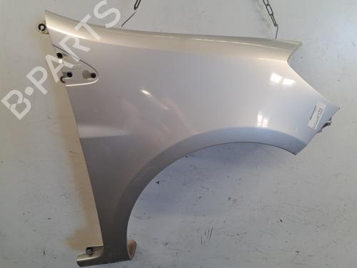 Used Right front fenders RENAULT CLIO III (BR0/1, CR0/1) 1.5 dCi (C/BR0G, C/BR1G) (68 hp) 27710941