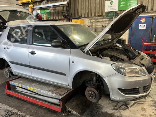 Used Parts SKODA FABIA II (542) 1.6 TDI (75 hp) 4390885