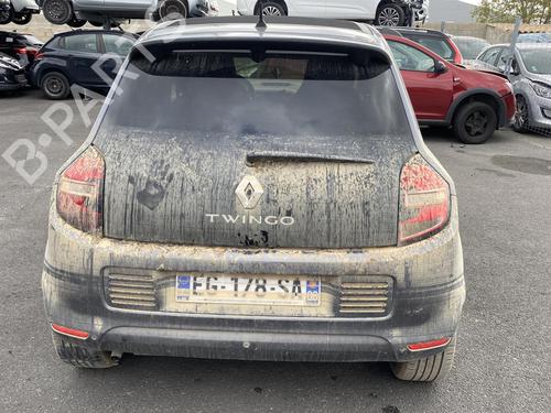 Brugte RENAULT TWINGO III (BCM_, BCA_) 0.9 TCe 90 (BCM9, BCM2) (90 hp) 4299287