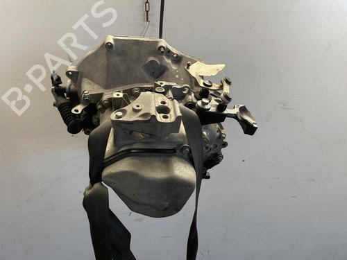 Used Gearbox Gearbox CITROËN C3 III (SX) 1.2 VTi 82 (82 hp) 22095721 22095721