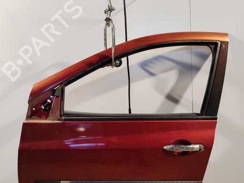 Used Left front door RENAULT CLIO III (BR0/1, CR0/1) 1.5 dCi (BR17, CR17) (86 hp) 21386914