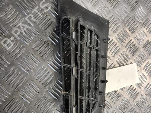 Used Grille Grille 36817872 36817872