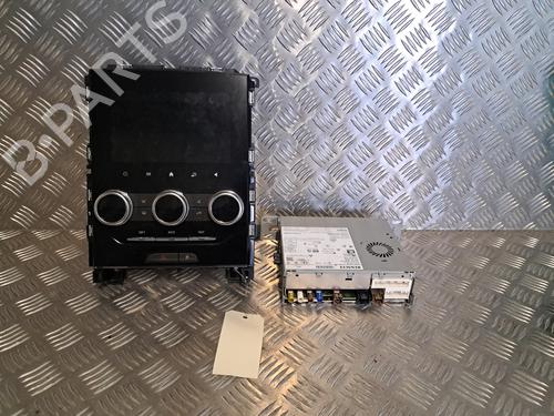 Pantalla multifuncion RENAULT MEGANE IV Hatchback (B9A/M/N_) 1.5 Blue dCi 115 (B9A6) (116 hp) 26390703