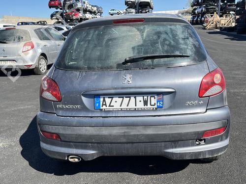 Right taillight PEUGEOT 206+ (2L_, 2M_) 1.4 HDi eco 70 | BP25653127C35 